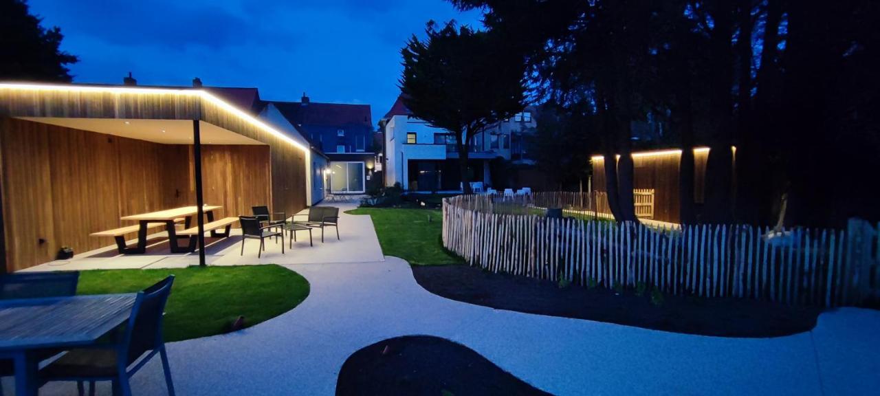 B&B Charles Cabour De Panne Exteriör bild
