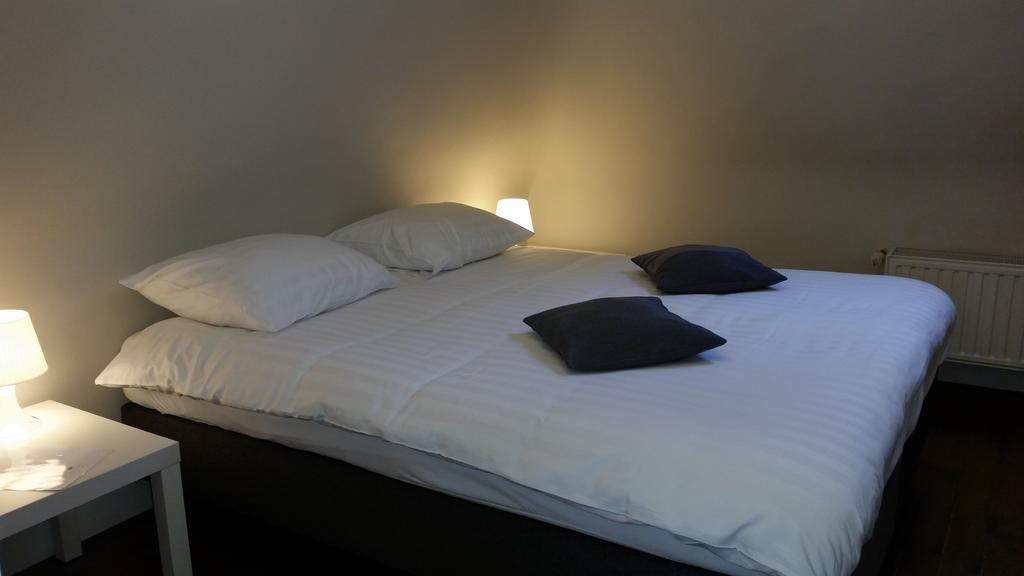 B&B Charles Cabour De Panne Rum bild