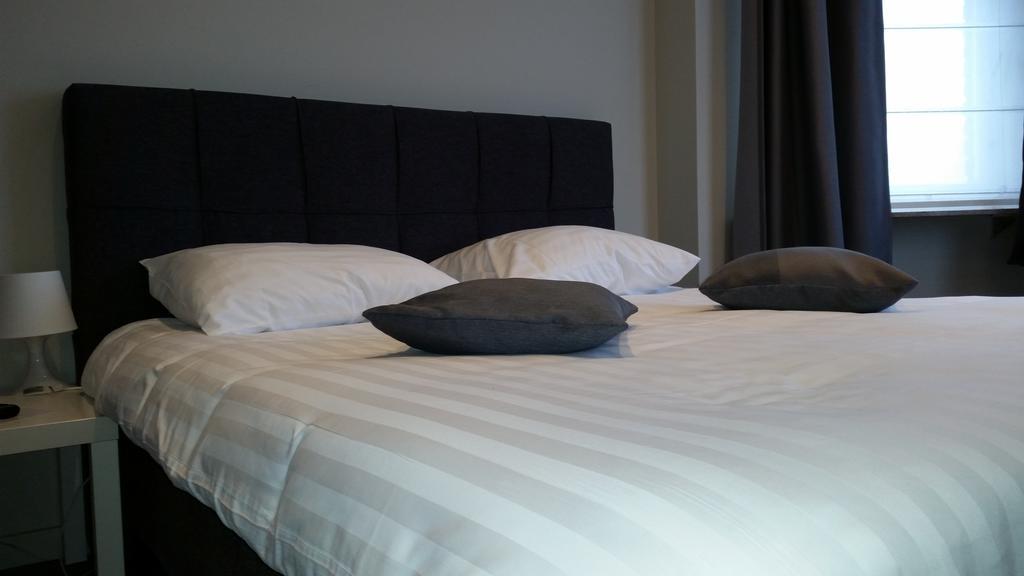 B&B Charles Cabour De Panne Rum bild