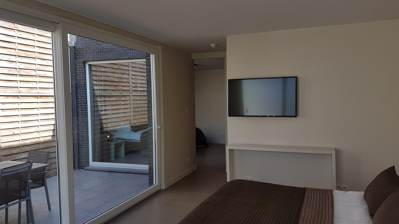 B&B Charles Cabour De Panne Exteriör bild