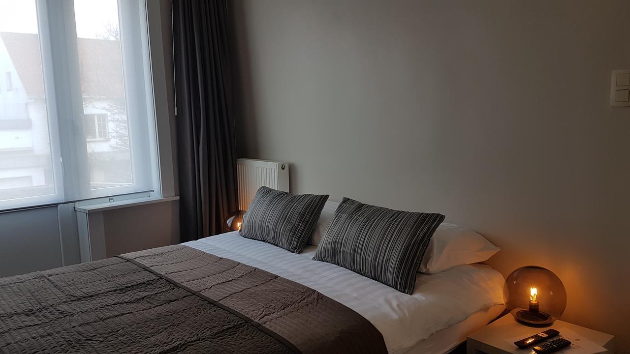 B&B Charles Cabour De Panne Exteriör bild